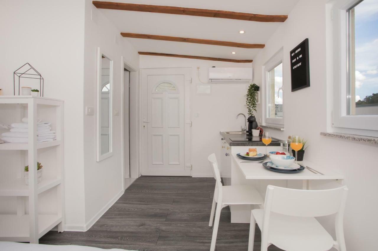Studio Apartment Skatula Skradin Eksteriør billede